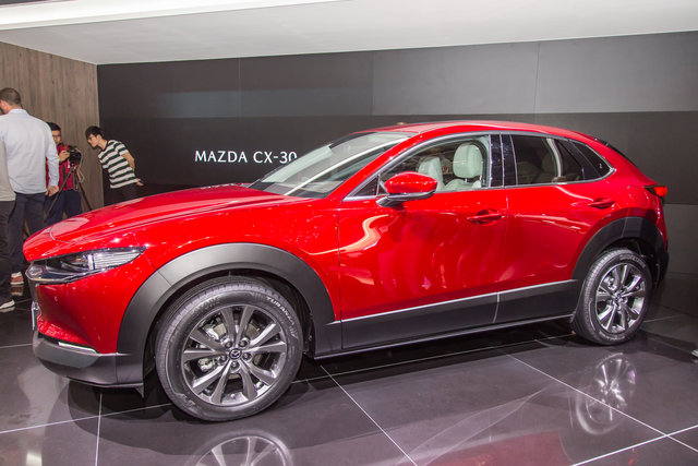 mazda cx 30 ginevra 2019 4