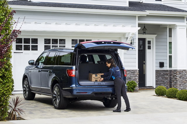 ford amazon consegna in auto 6