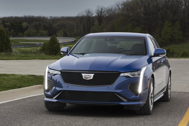 cadillac ct4 v 5