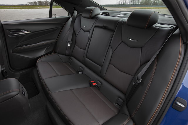 cadillac ct4 v 6