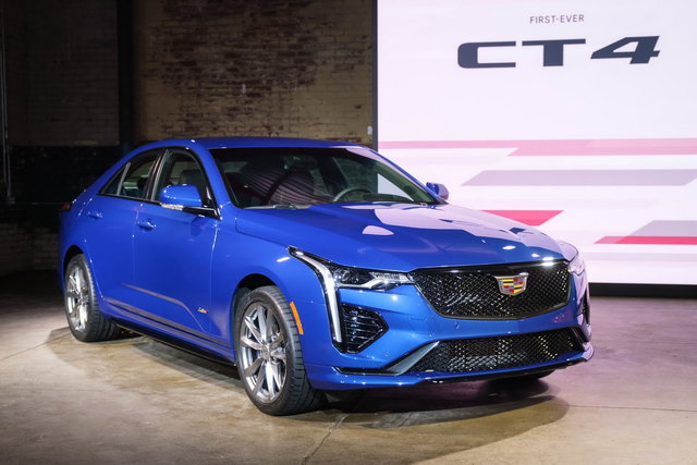 cadillac ct4 v 8