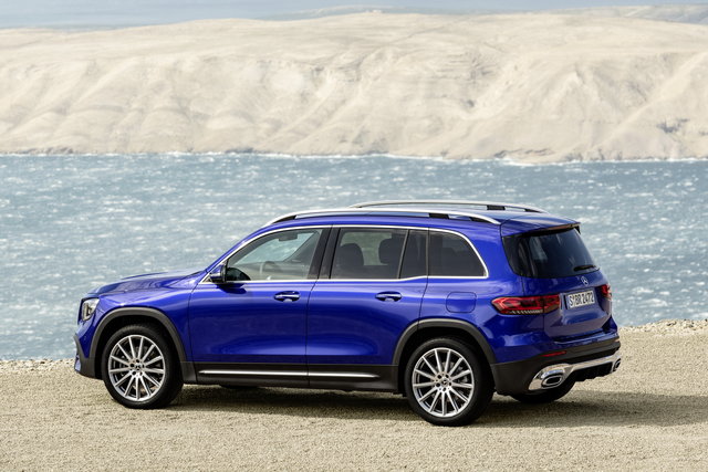 mercedes glb 2019 06 32