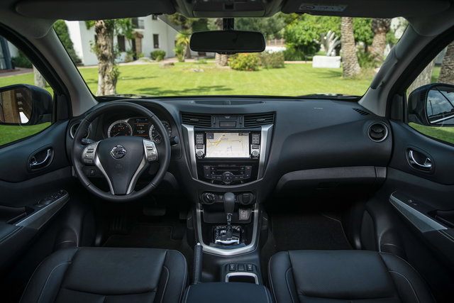 nissan navara 2019 2