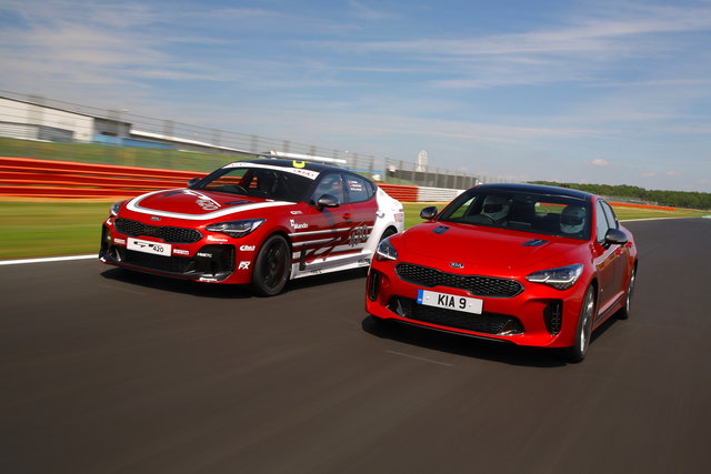 kia stinger gt420 17