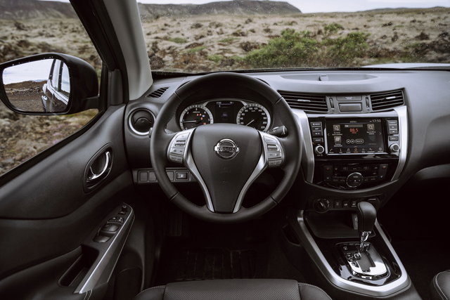 nissan navara 2019 restyling 9