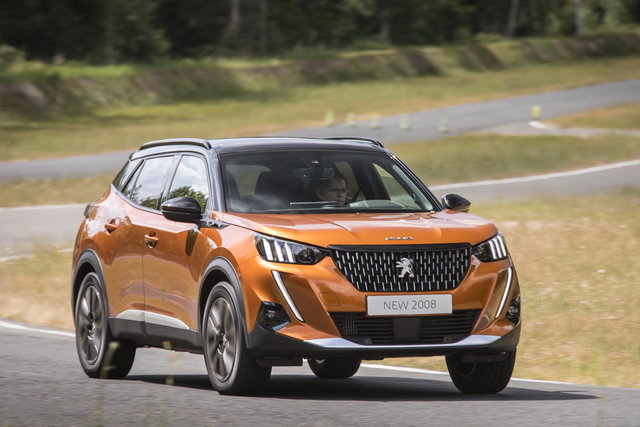 peugeot 2008 2019 4