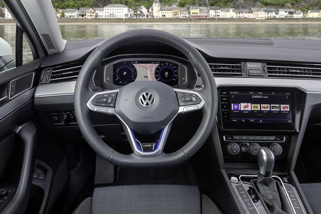 volkswagen passat gte 2019 08 07