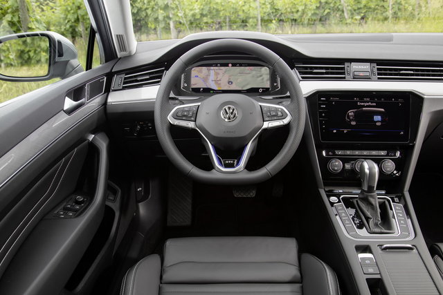 volkswagen passat gte 2019 08 12