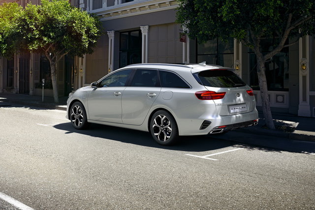 kia ceed sportswagon phev 5