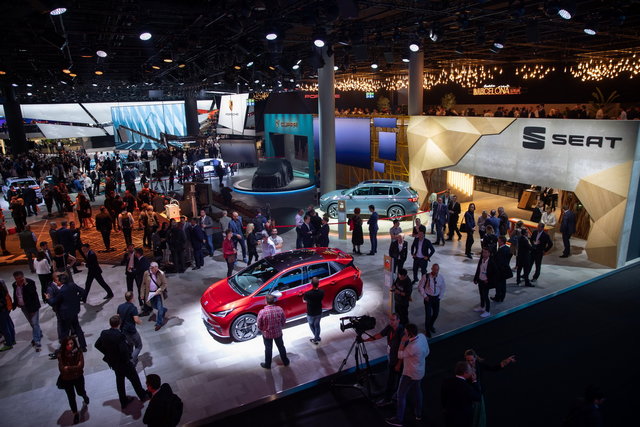 seat accelerates its electric offensive at the frankfurt iaa 13 hq