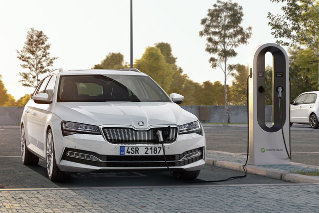 skoda superb iv 1