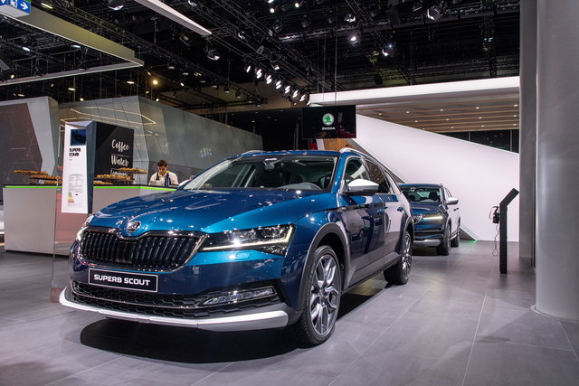 superb combi scout skoda frankfurt