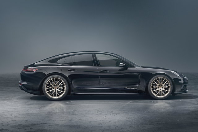 porsche panamera 10 years 1