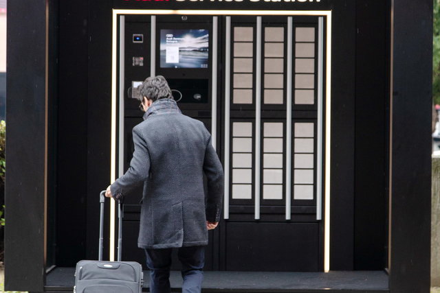 audi service station assistenza 04