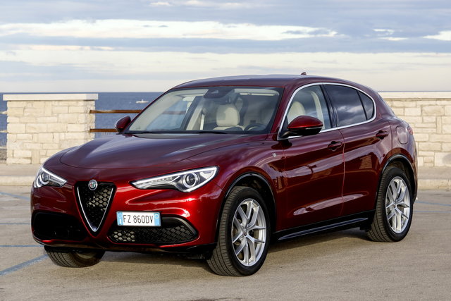 alfa romeo giulia stelvio 2020 05