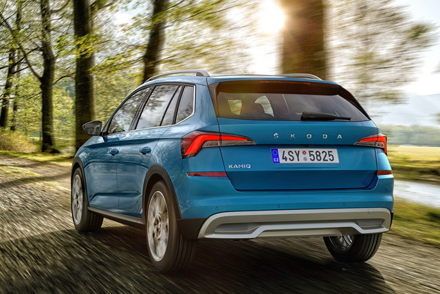 skoda kamiq scoutline 1