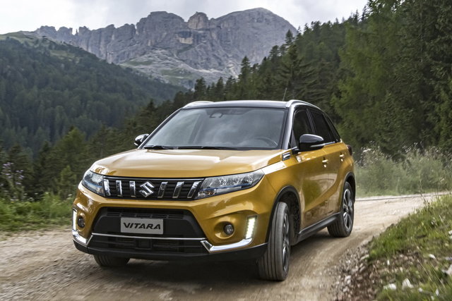 suzuki vitara hybrid 2