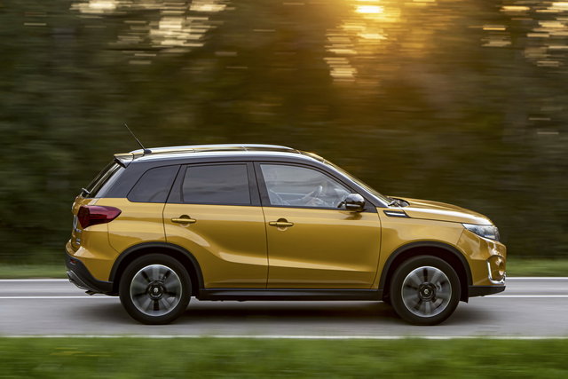 suzuki vitara hybrid 3