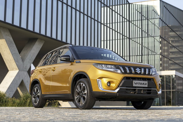 suzuki vitara hybrid 4