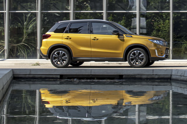 suzuki vitara hybrid 5