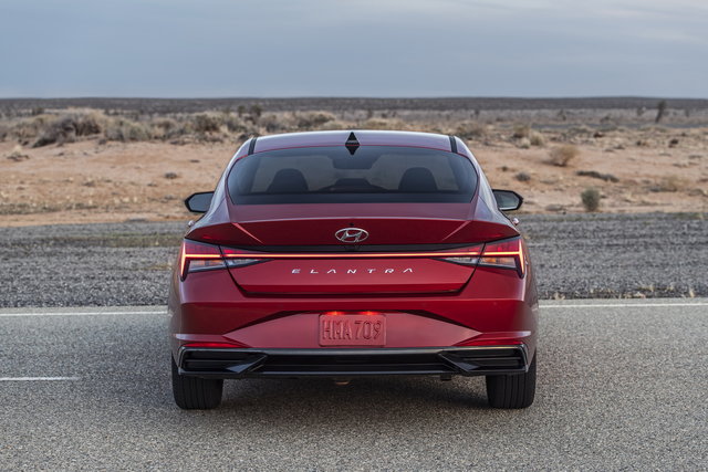 hyundai elantra 2020 10