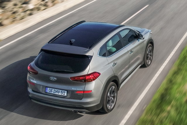 hyundai tucson 1