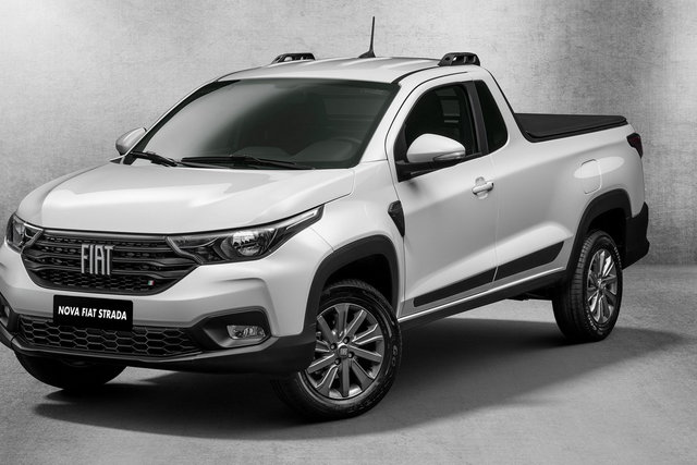 fiat strada 2020 08