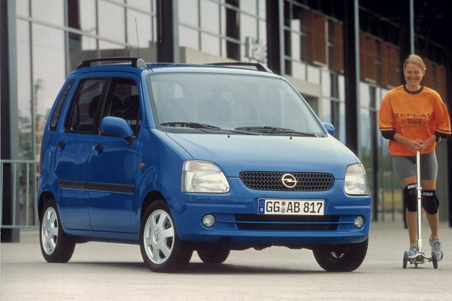 opel agila storia 04