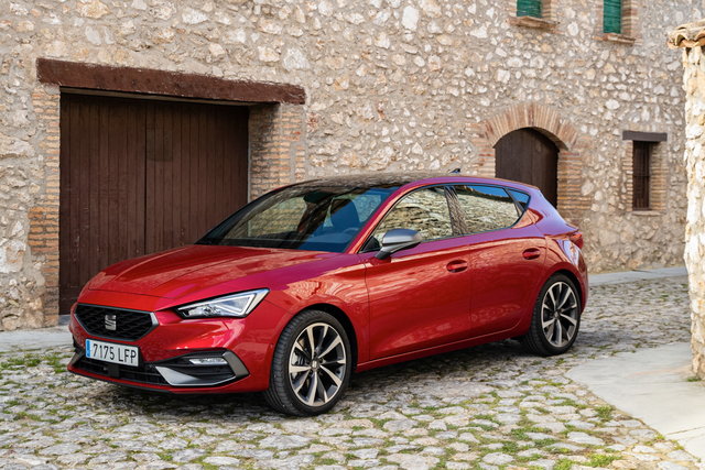 seat leon 2020 04 varie 11