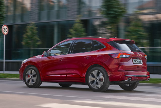 ford kuga st line phev 02