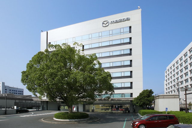mazda sede headquarter 1