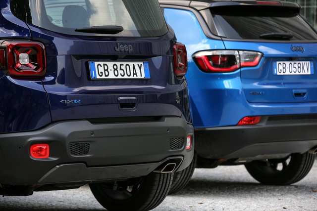 jeep compass 4xe jeep renegade 4xe 12