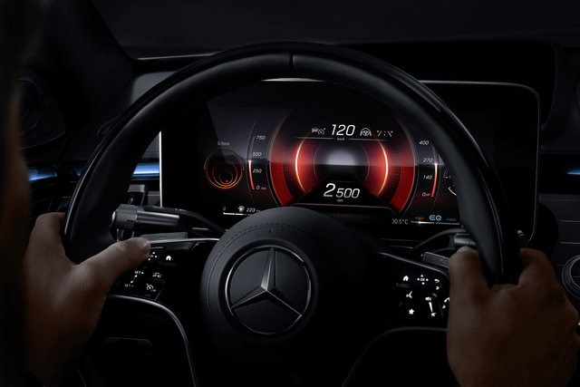 mercedes mbux 2 08