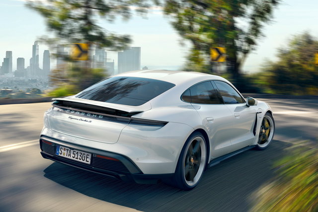 porsche taycan varie 07