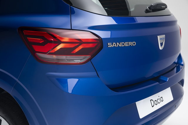 dacia sandero 2021 04