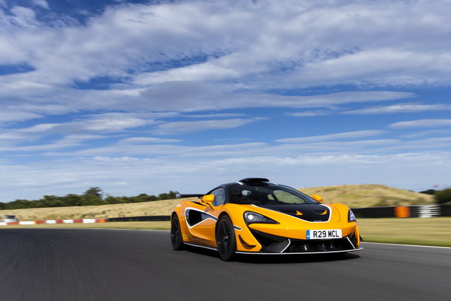 mclaren 620r r pack 13
