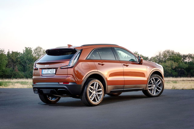 cadillac xt4 2020 10 08