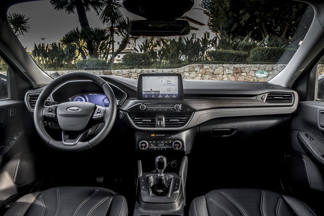ford kuga vignale 5