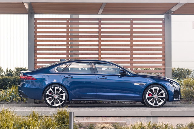 jaguar xf 2021 21