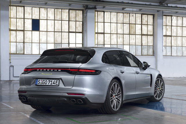 porsche panamera 2020 10 4