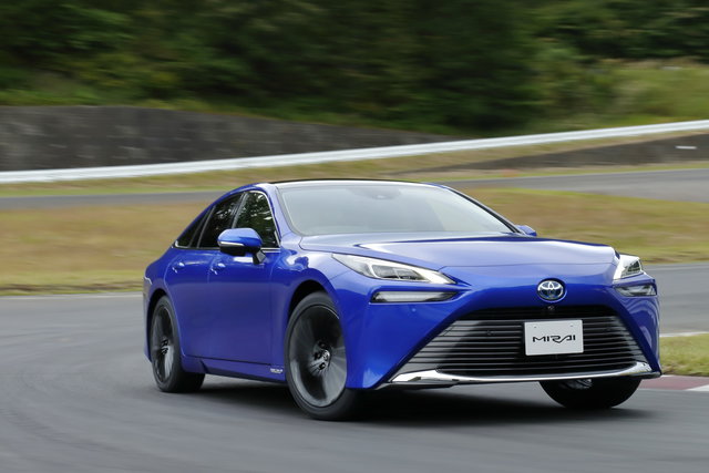 toyota mirai fuel cell idrogeno 2020 12 09