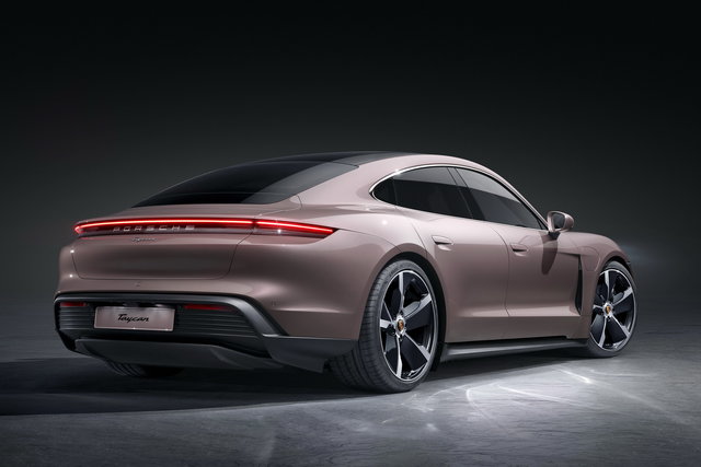 porsche taycan 2021 01 6