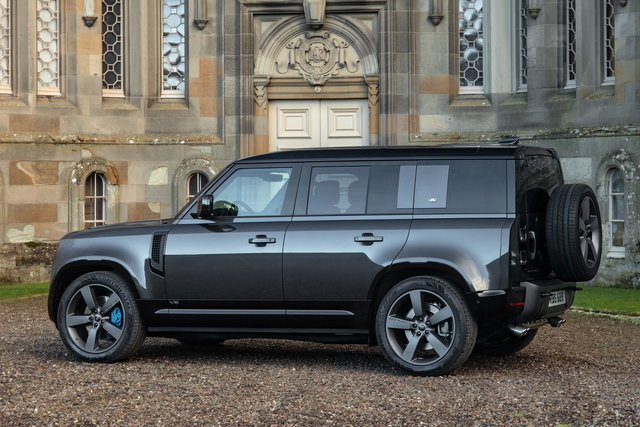 land rover defender v8 05