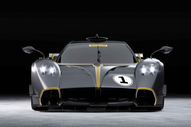 pagani huayra r 2021 4