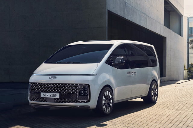 hyundai staria 2021 04 04