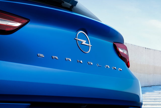 opel grandland 2021 restyling 08