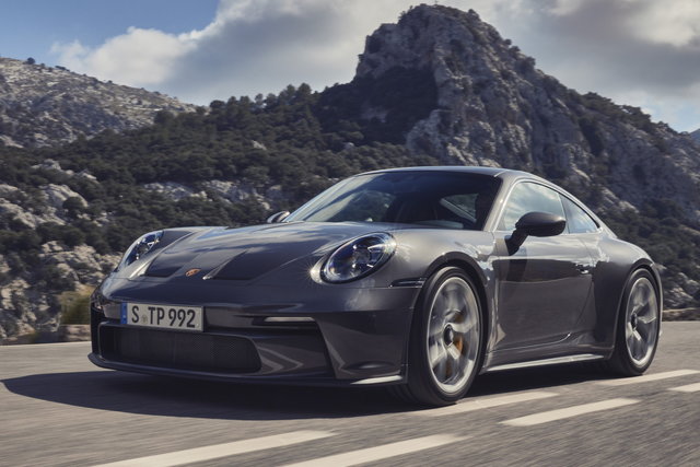 porsche 911 gt3 touring 2021 01