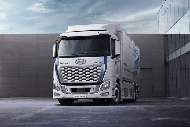 hyundai xcient fuel cell 2021 2
