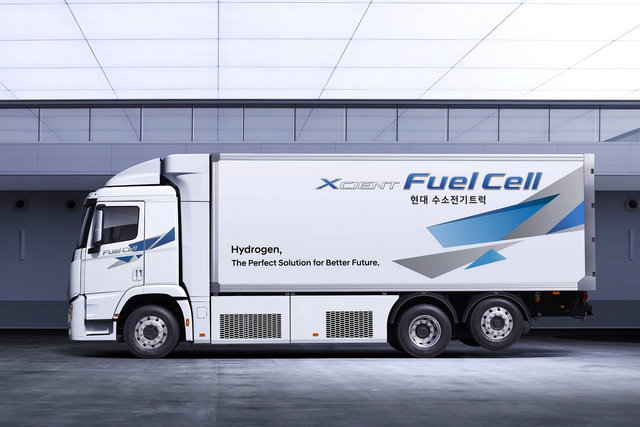 hyundai xcient fuel cell 2021 4