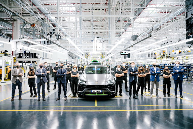 lamborghini urus produzione 02